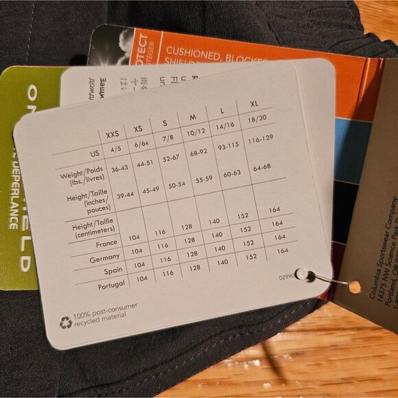 NWT Columbia Girls Mega Trail Skort. Size M Grey Skort with Red Built-in Short. - Picture 6 of 6